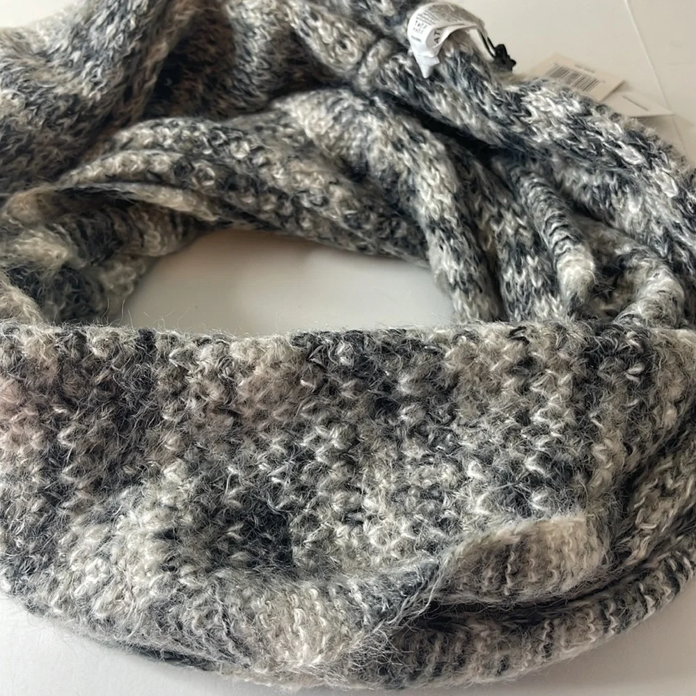 BCBGeneration Winter Infinity Scarf Gray Black